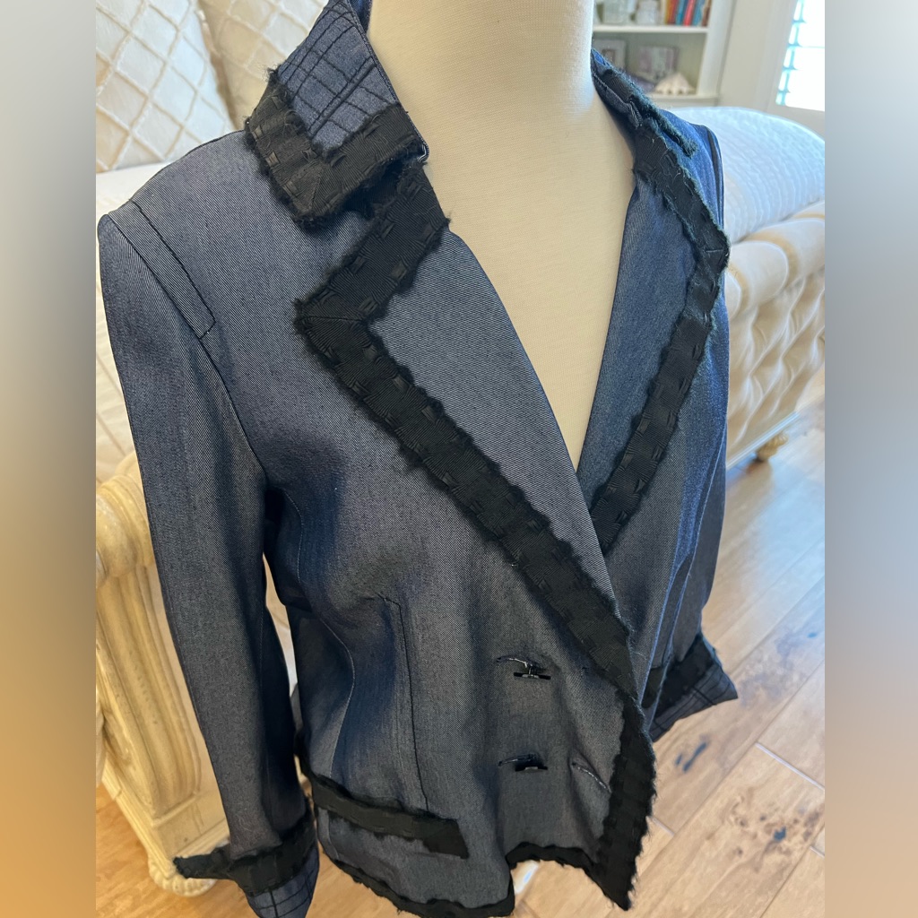 Zac Posen Women's Blue Blazer With Black Accents